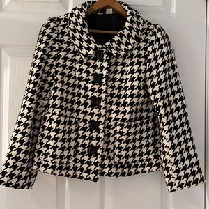 ✨HP✨ H&M houndstooth jacket. 💯% cotton exterior. XS-S (no size tags). Adorable!